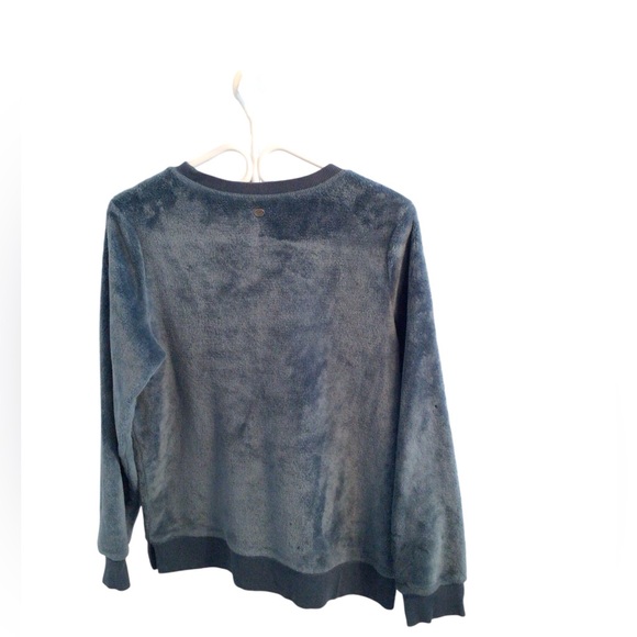 Gaiam Pullover - Picture 2 of 2